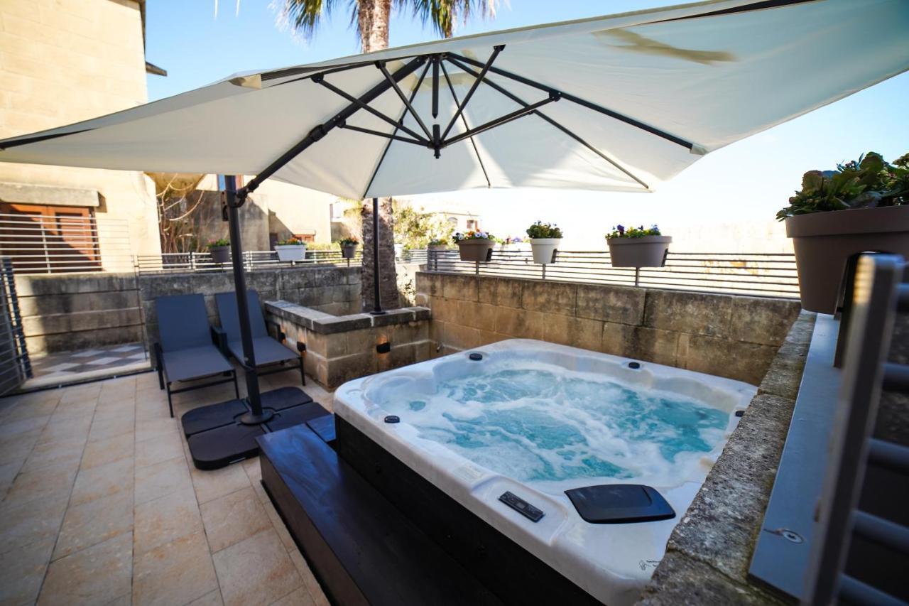 Harbour Views Duplex Maisonette With Jacuzzi Hot Tub Mgarr 외부 사진